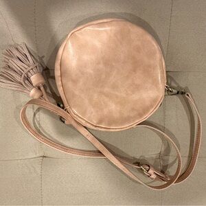 Anthropologie Tan/Peach Crossbody Bag with Suede Finish Pre-owned Cute bag 7x7